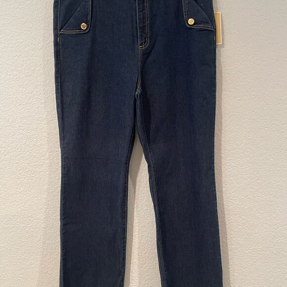 Micheal Kors Selma Bootcut Dark Blue Denim Jeans
Color: Indigo Size: 14 - Picture 2 of 11